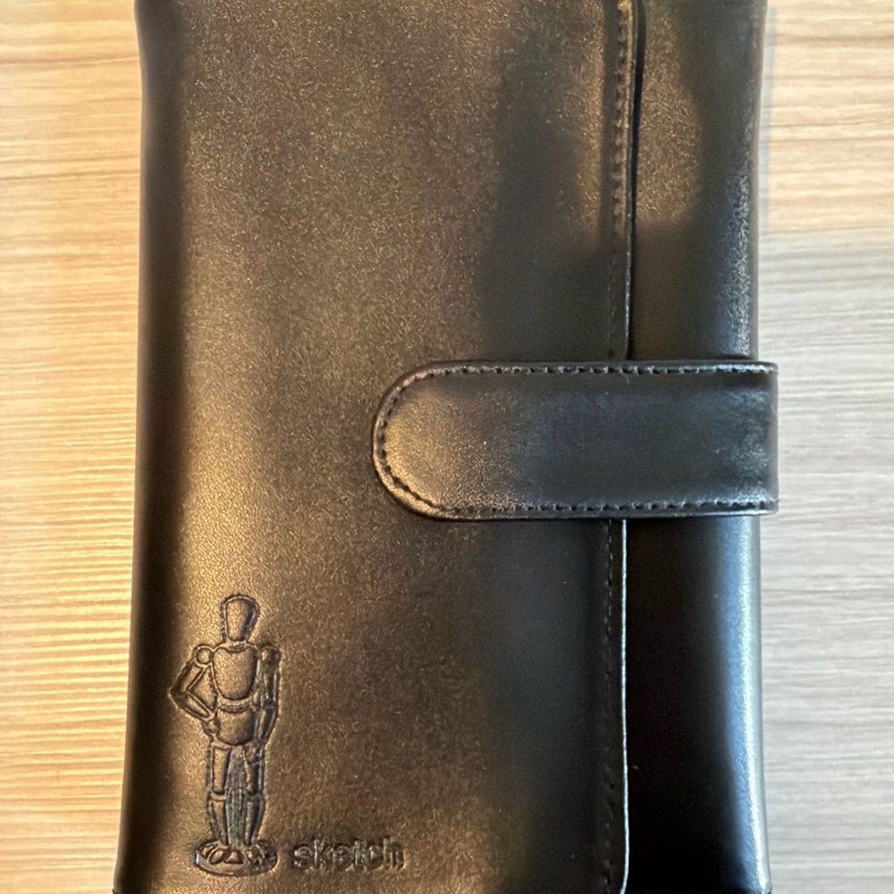 Sketch Black Leather Colored Pencils Kit